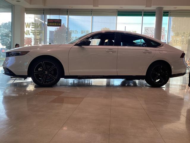 アコード ｅ：ＨＥＶ（4枚目）