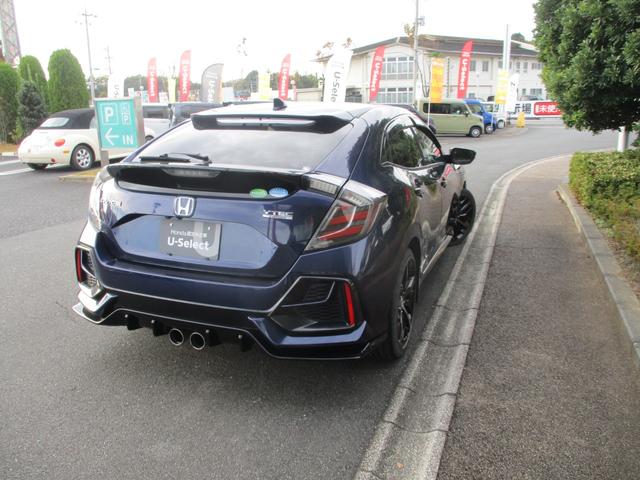 シビック ハッチバック　バックカメラ　ＥＴＣ　衝突被害軽減ブレーキ　シートヒーター　ハーフレザー　純正ナビ　盗難防止装置（2枚目）