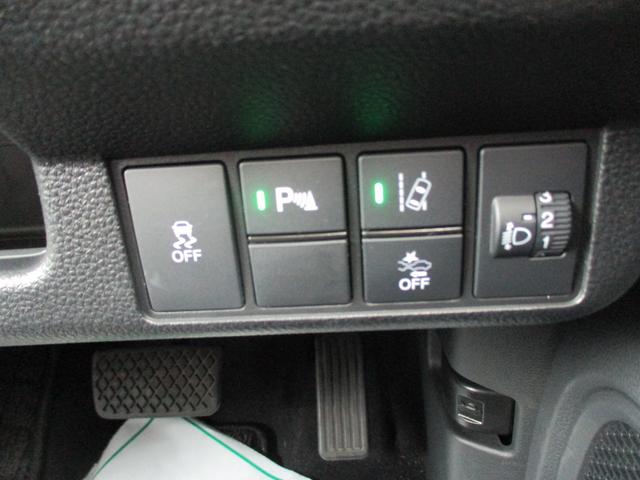 Ｎ－ＷＧＮカスタム Ｌ・ターボ　ナビ／ＴＶ／バックモニター／ＥＴＣ／運転席＆助手席シートヒーター／ＬＥＤヘッドライト／オートリトラミラー／ブラック塗装１５インチアルミホイール（6枚目）