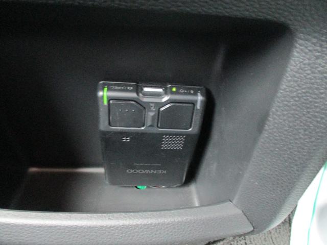 Ｎ－ＷＧＮカスタム Ｌ・ターボ　ナビ／ＴＶ／バックモニター／ＥＴＣ／運転席＆助手席シートヒーター／ＬＥＤヘッドライト／オートリトラミラー／ブラック塗装１５インチアルミホイール（7枚目）