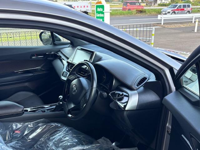 Ｃ－ＨＲ Ｇ　モデリスタエアロ　ハーフレザーシート　ナビ　ＴＶ　バックカメラ　ＥＴＣ　ドラレコ　フォグライト　純正アルミ（2枚目）