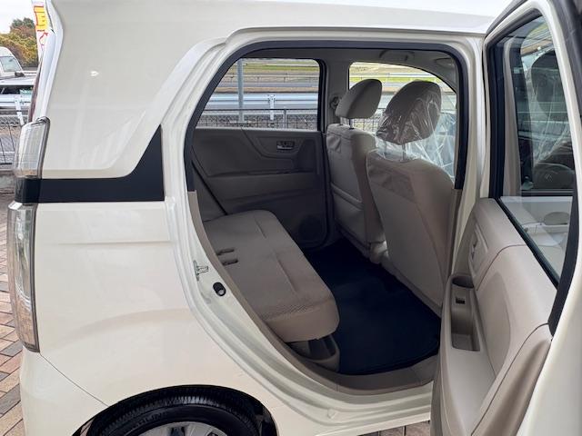 N-WGN G スマートキー 取扱説明書 メンテナンスノート プライバシーガラス 純正ホイールキャップ VSA バニティミラー CDチューナー(5枚目)