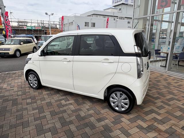 N-WGN G スマートキー 取扱説明書 メンテナンスノート プライバシーガラス 純正ホイールキャップ VSA バニティミラー CDチューナー(10枚目)