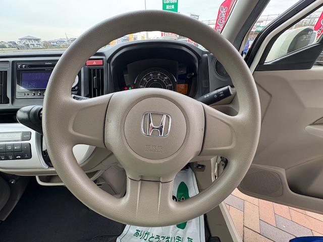 N-WGN G スマートキー 取扱説明書 メンテナンスノート プライバシーガラス 純正ホイールキャップ VSA バニティミラー CDチューナー(17枚目)