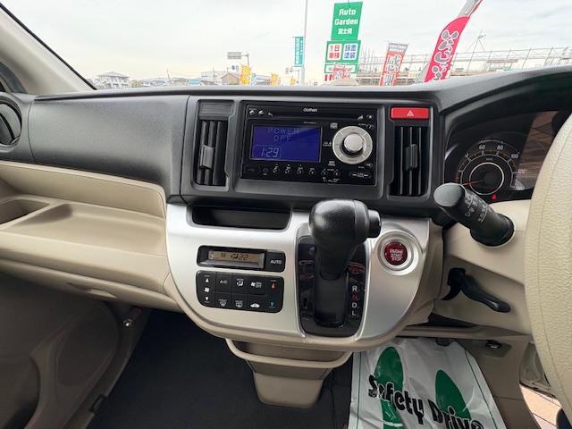 N-WGN G スマートキー 取扱説明書 メンテナンスノート プライバシーガラス 純正ホイールキャップ VSA バニティミラー CDチューナー(20枚目)