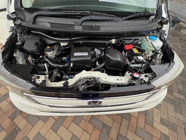 N-WGN G スマートキー 取扱説明書 メンテナンスノート プライバシーガラス 純正ホイールキャップ VSA バニティミラー CDチューナー(21枚目)