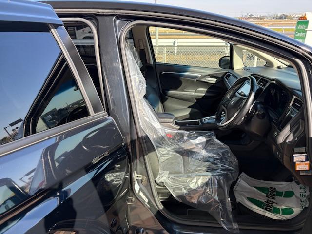 シャトル ハイブリッドX ホンダセンシング インターナビ フルセグTV バックカメラ LEDオートライト オートハイビーム LEDフォグ パドルシフト シートヒーター ホンダセンシング(2枚目)