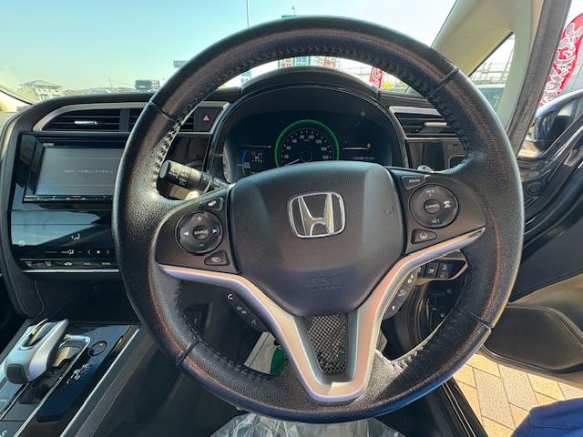 シャトル ハイブリッドX ホンダセンシング インターナビ フルセグTV バックカメラ LEDオートライト オートハイビーム LEDフォグ パドルシフト シートヒーター ホンダセンシング(14枚目)