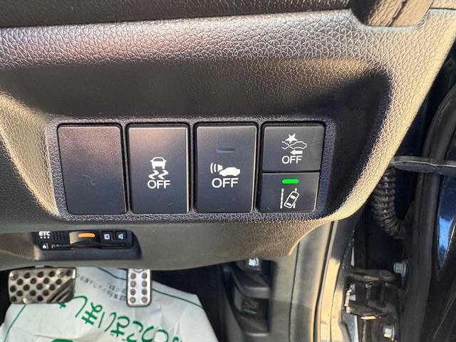 シャトル ハイブリッドX ホンダセンシング インターナビ フルセグTV バックカメラ LEDオートライト オートハイビーム LEDフォグ パドルシフト シートヒーター ホンダセンシング(22枚目)