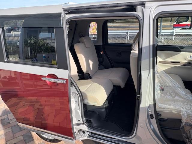 ムーヴキャンバス Ｘメイクアップリミテッド　ＳＡＩＩＩ　両側パワースライドドア　社外ナビ　ＥＴＣ　全方位カメラ　ドラレコ前後　スマートキー　フォグライト（2枚目）