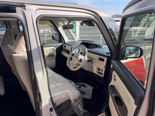 ムーヴキャンバス Ｘメイクアップリミテッド　ＳＡＩＩＩ　両側パワースライドドア　社外ナビ　ＥＴＣ　全方位カメラ　ドラレコ前後　スマートキー　フォグライト（4枚目）