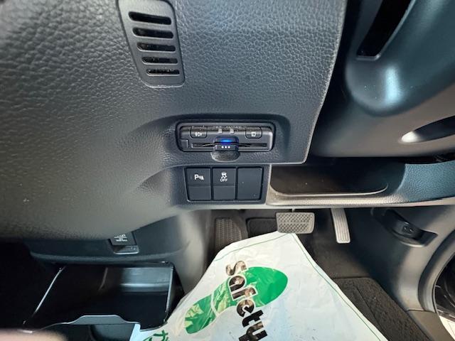 Ｎ－ＢＯＸカスタム Ｌターボ　８インチ純正ナビ　バックカメラ　ＴＶ　ＥＴＣ　両側パワースライドドア　プッシュスタート　ホンダセンシング　クルーズコントロール　フォグライト（23枚目）