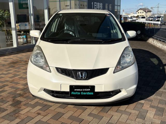 フィット G 純正ナビ バックカメラ オートライト 電動格納式ドアミラー キーレスエントリー 取扱説明書 メンテナンスノート ステアリングオーディオコントロールスイッチ(4枚目)