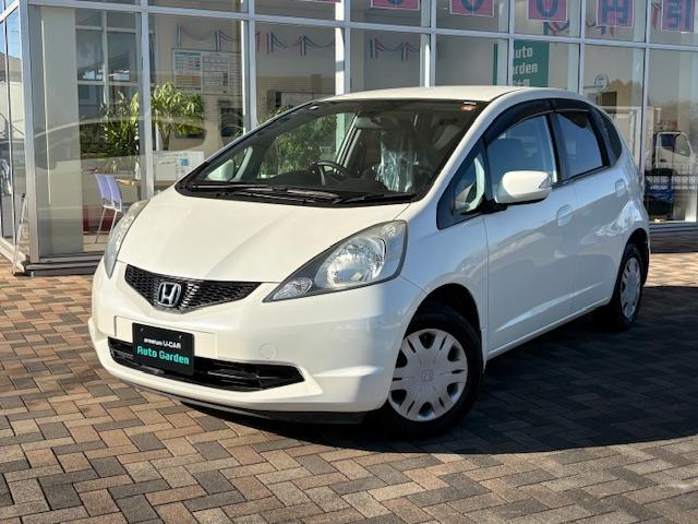 フィット G 純正ナビ バックカメラ オートライト 電動格納式ドアミラー キーレスエントリー 取扱説明書 メンテナンスノート ステアリングオーディオコントロールスイッチ(5枚目)