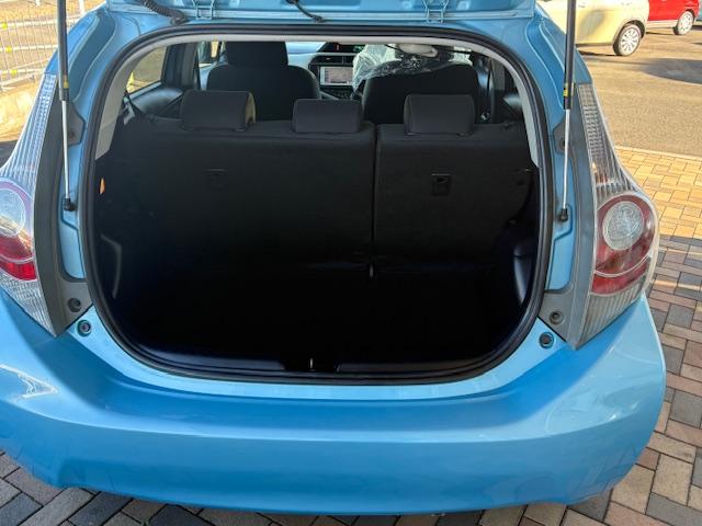 アクア Ｓ　ＥＴＣ　ナビ　バックカメラ　ＴＶ（11枚目）