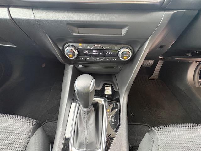 アクセラスポーツ １５Ｓ　プロアクティブ　純正ナビ　地デジＴＶ　バックカメラ　車間認知支援システム　レーンキープアシストシステム　ヘッドアップディスプレイ（22枚目）