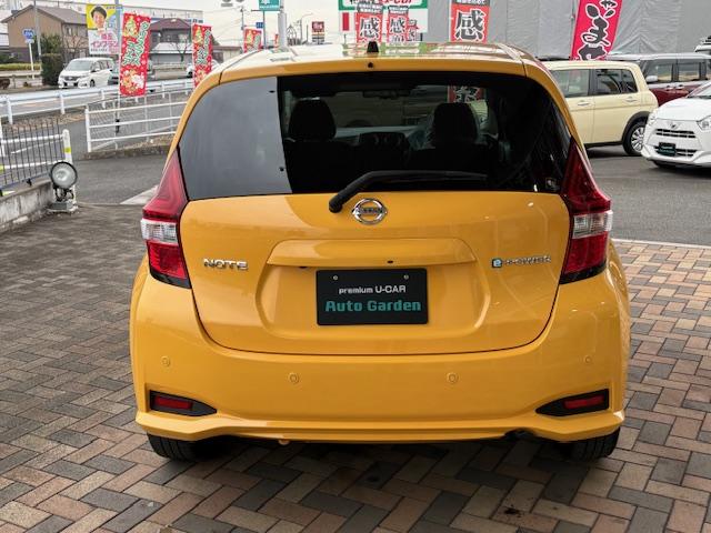 ノート ｅ－パワー　Ｘ　Ｖセレクション　エマージェンシーブレーキ　純正ナビ　地デジＴＶ　アラウンドビューモニタ－　インテリジェントルームミラー　ＬＥＤヘッドライト　ＥＴＣ（9枚目）