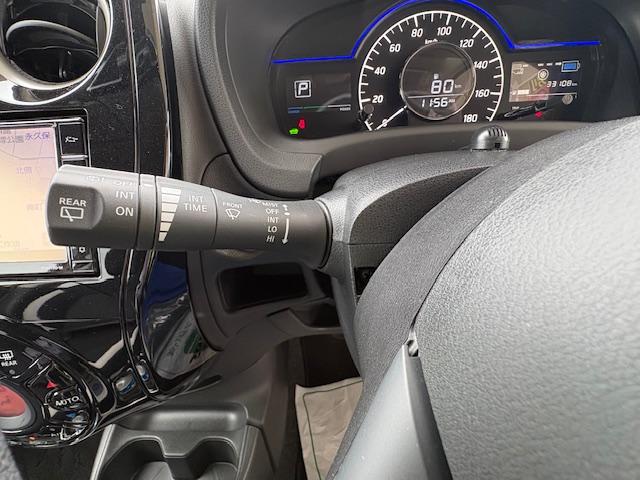 ノート ｅ－パワー　Ｘ　Ｖセレクション　エマージェンシーブレーキ　純正ナビ　地デジＴＶ　アラウンドビューモニタ－　インテリジェントルームミラー　ＬＥＤヘッドライト　ＥＴＣ（21枚目）