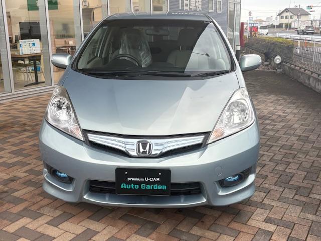 フィットシャトルハイブリッド ハイブリッド・スマートセレクション　純正ナビ　バックカメラ　ワンセグＴＶ　社外アルミ　フォグライト　クルーズコントロール　スペアキー　プライバシーガラス（5枚目）