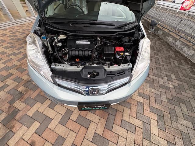 フィットシャトルハイブリッド ハイブリッド・スマートセレクション　純正ナビ　バックカメラ　ワンセグＴＶ　社外アルミ　フォグライト　クルーズコントロール　スペアキー　プライバシーガラス（28枚目）