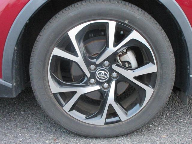 Ｃ－ＨＲ Ｓ　ＬＥＤパッケージ　【修復歴無し】レーダークルーズコントロール　ブレーキホールド　Ｂｌｕｅｔｏｏｔｈオーディオ付きナビ・フルセグＴＶ　ＥＴＣ　プッシュスタート　ＬＥＤヘッドライト（9枚目）