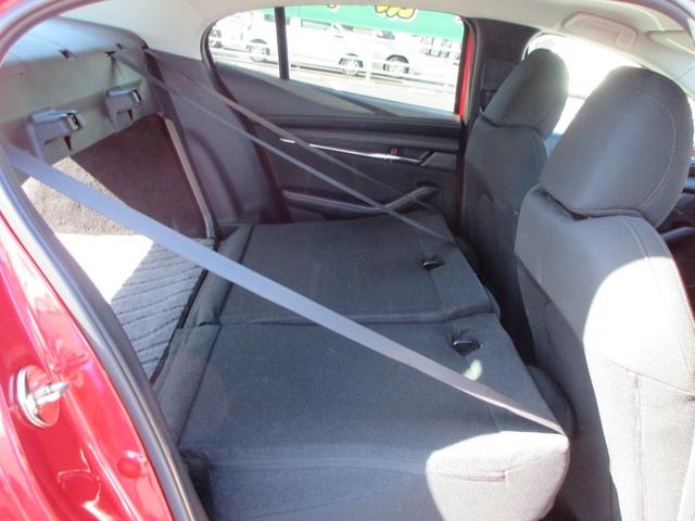 ＭＡＺＤＡ３セダン ２０Ｓプロアクティブ　ツーリングセレクション　レーダークルーズコントロール　運転席助手席シートヒーター　３６０度カメラ　電子パーキングブレーキ　Ｂｌｕｅｔｏｏｔｈ対応ナビオーディオ　フルセグＴＶ　ＣＤ　ＤＶＤ　ＥＴＣ　シートメモリー機能　ドラレコ（18枚目）