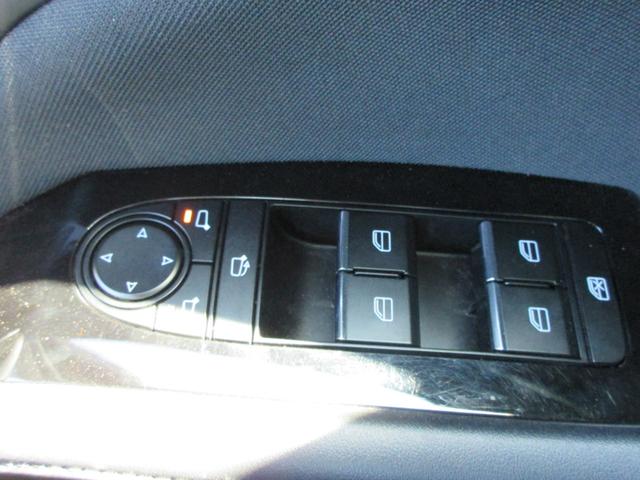 ＭＡＺＤＡ３セダン ２０Ｓプロアクティブ　ツーリングセレクション　レーダークルーズコントロール　運転席助手席シートヒーター　３６０度カメラ　電子パーキングブレーキ　Ｂｌｕｅｔｏｏｔｈ対応ナビオーディオ　フルセグＴＶ　ＣＤ　ＤＶＤ　ＥＴＣ　シートメモリー機能　ドラレコ（22枚目）
