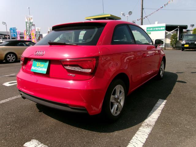 Ａ１ １．０ＴＦＳＩ　【修復歴なし】純正ナビ　ＴＶ付き　ＥＴＣ　Ｂｌｕｅｔｏｏｔｈ対応オーディオ　ステアリングリモコン　アイドリングストップ　純正アルミ　キーレスエントリー　ライトウォッシャー（7枚目）