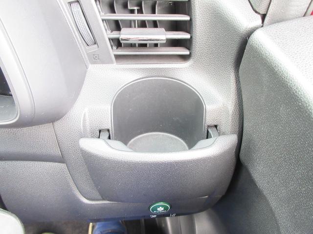 フィットハイブリッド Ｓ　ホンダセンシング　純正ＳＤナビ・フルセグＴＶ　バックカメラ　ビルトインＥＴＣ　パドルシフト　ホンダセンシング　社外ドライブレコーダー　クルーズコントロール　純正１６インチＡＷ　ＬＥＤヘッドライト　ＬＥＤフォグランプ（20枚目）