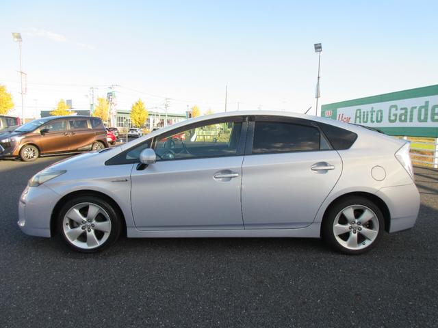 プリウス Sツーリングセレクション 修復歴無し 純正HDDナビ・フルセグTV バックカメラ ビルトインETC LEDヘッドライト 純正17インチAW 本革巻ステアリング オールオートPW ワンオーナー(2枚目)