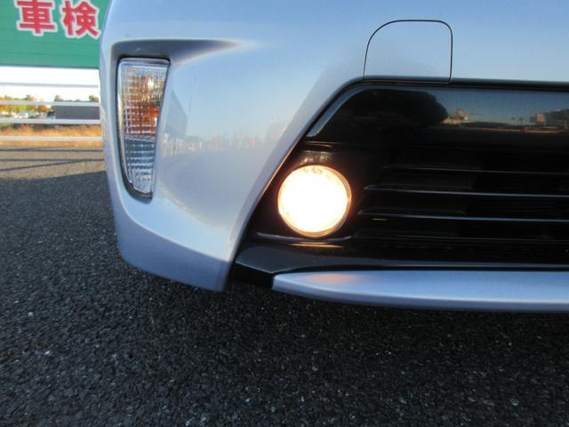 プリウス Sツーリングセレクション 修復歴無し 純正HDDナビ・フルセグTV バックカメラ ビルトインETC LEDヘッドライト 純正17インチAW 本革巻ステアリング オールオートPW ワンオーナー(10枚目)