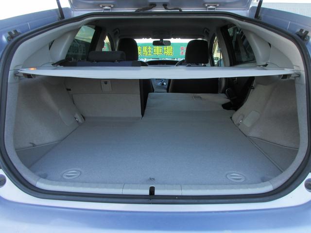 プリウス Sツーリングセレクション 修復歴無し 純正HDDナビ・フルセグTV バックカメラ ビルトインETC LEDヘッドライト 純正17インチAW 本革巻ステアリング オールオートPW ワンオーナー(13枚目)