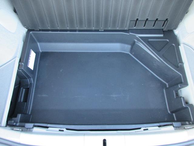 プリウス Sツーリングセレクション 修復歴無し 純正HDDナビ・フルセグTV バックカメラ ビルトインETC LEDヘッドライト 純正17インチAW 本革巻ステアリング オールオートPW ワンオーナー(15枚目)