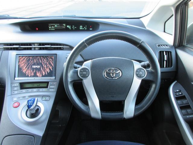 プリウス Sツーリングセレクション 修復歴無し 純正HDDナビ・フルセグTV バックカメラ ビルトインETC LEDヘッドライト 純正17インチAW 本革巻ステアリング オールオートPW ワンオーナー(18枚目)