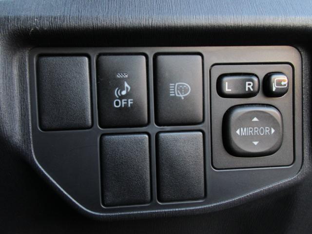 プリウス Sツーリングセレクション 修復歴無し 純正HDDナビ・フルセグTV バックカメラ ビルトインETC LEDヘッドライト 純正17インチAW 本革巻ステアリング オールオートPW ワンオーナー(23枚目)