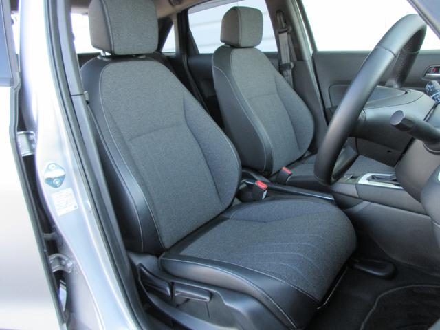 フィット ｅ：ＨＥＶホーム　【修復歴無し】純正９インチＳＤナビ・フルセグＴＶ　バックカメラ　ＥＴＣ　純正前後ドライブレコーダー　ホンダセンシング　ＡＡＣ　レーダークルーズコントロール　ＬＥＤヘッドライト　前後クリアランスソナー（15枚目）