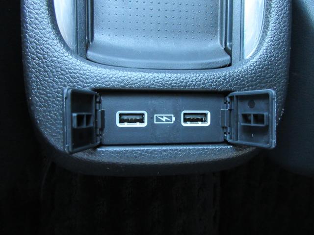 フィット ｅ：ＨＥＶホーム　【修復歴無し】純正９インチＳＤナビ・フルセグＴＶ　バックカメラ　ＥＴＣ　純正前後ドライブレコーダー　ホンダセンシング　ＡＡＣ　レーダークルーズコントロール　ＬＥＤヘッドライト　前後クリアランスソナー（45枚目）