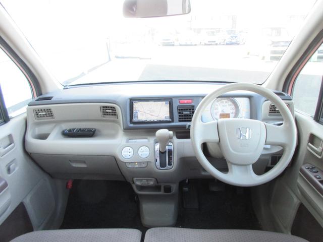 フロントガラスも広く視界が良くて運転しやすいです！！