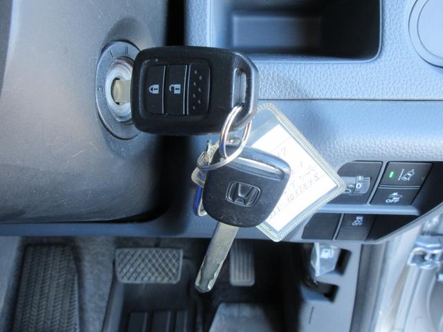 N-VAN G・ホンダセンシング 【修復歴無し】キーレスキー 純正CD ホンダセンシング オートエアコン リヤクリアランスソナー(26枚目)
