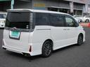 ヴォクシー ＺＳ　【修復歴無し】モデリスタエアロ　１１インチ後席モニター　純正９インチナビ・フルセグＴＶ　両側電動スライドドア　ＬＥＤヘッドライト　バックカメラ　ＥＴＣ（5枚目）