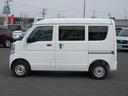 スライドドアなので狭い駐車場でも乗り降り安心です☆