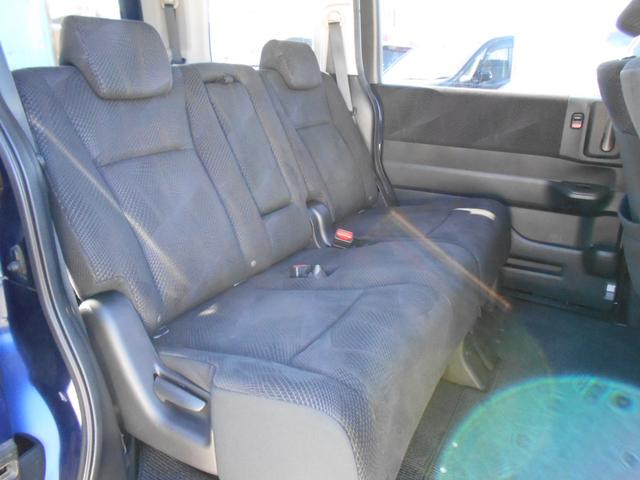 ステップワゴンスパーダ Z 純正9インチナビ バックカメラ ETC 両側パワースライドドア パドルシフトマチック スマートエントリーキー HIDヘッドライト 純正16インチアルミ クロームエクステリアパーツ(14枚目)