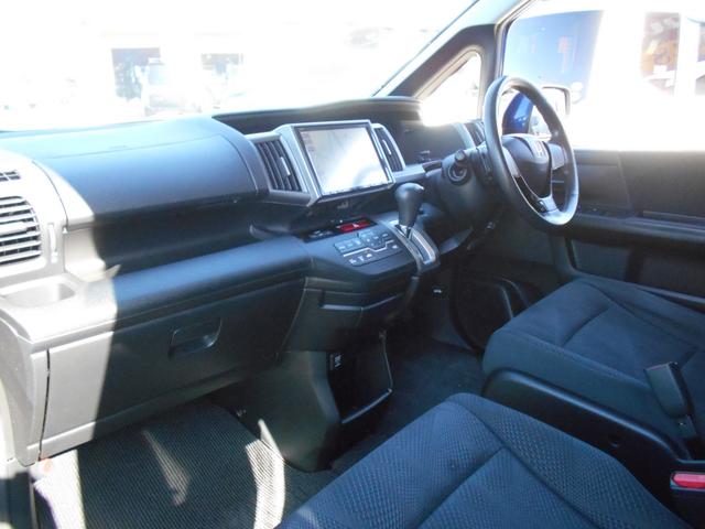 ステップワゴンスパーダ Z 純正9インチナビ バックカメラ ETC 両側パワースライドドア パドルシフトマチック スマートエントリーキー HIDヘッドライト 純正16インチアルミ クロームエクステリアパーツ(16枚目)