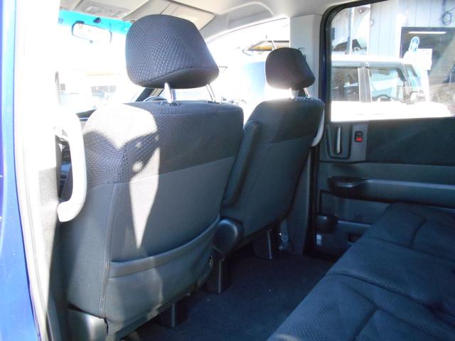 ステップワゴンスパーダ Z 純正9インチナビ バックカメラ ETC 両側パワースライドドア パドルシフトマチック スマートエントリーキー HIDヘッドライト 純正16インチアルミ クロームエクステリアパーツ(19枚目)