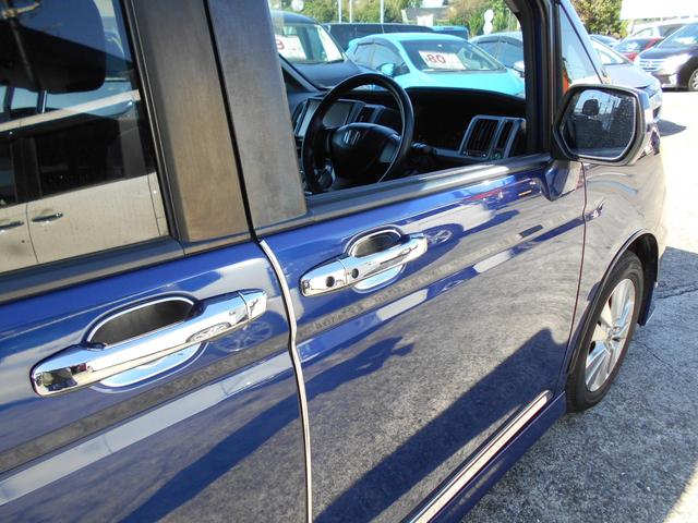 ステップワゴンスパーダ Z 純正9インチナビ バックカメラ ETC 両側パワースライドドア パドルシフトマチック スマートエントリーキー HIDヘッドライト 純正16インチアルミ クロームエクステリアパーツ(28枚目)