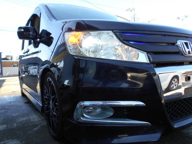 ステップワゴンスパーダ Z TEIN車高調キット 社外18インチアルミ 社外マフラー インターHDDナビ フリップダウンモニター バックカメラ 両側パワースライドドア ETC HIDヘッドライト スマートキー パドルシフト(2枚目)