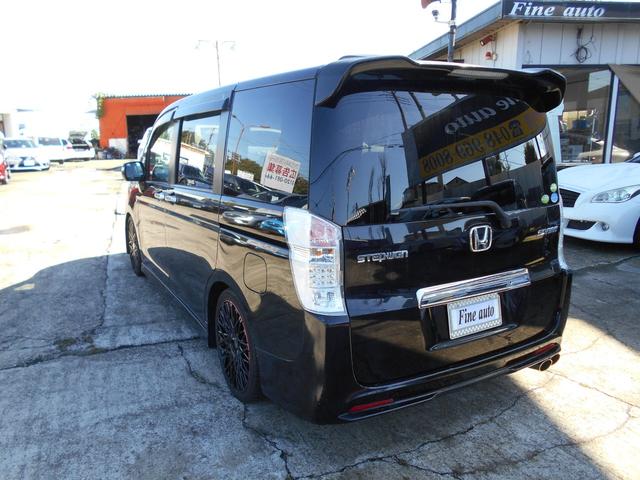 ステップワゴンスパーダ Z TEIN車高調キット 社外18インチアルミ 社外マフラー インターHDDナビ フリップダウンモニター バックカメラ 両側パワースライドドア ETC HIDヘッドライト スマートキー パドルシフト(42枚目)