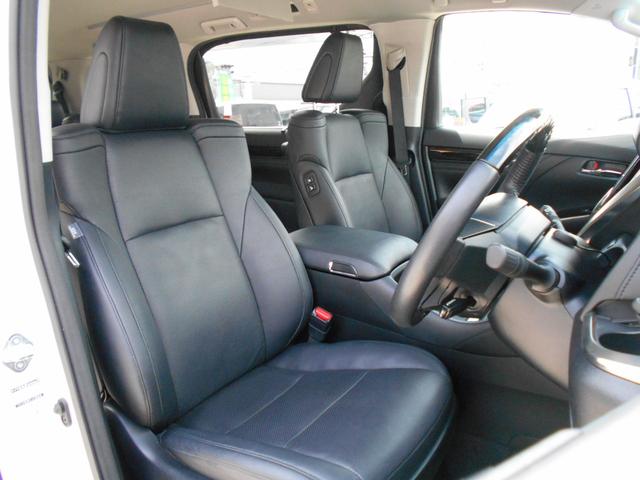 アルファード 2.5S Cパッケージ 純正10インチSDナビ フリップダウンモニター 両側パワースライドドア パワーバックドア バックカメラ 黒革シート シートクーラー&ヒーター ウッドコンビハンドル 車高調キット 純正18インチアルミ(16枚目)