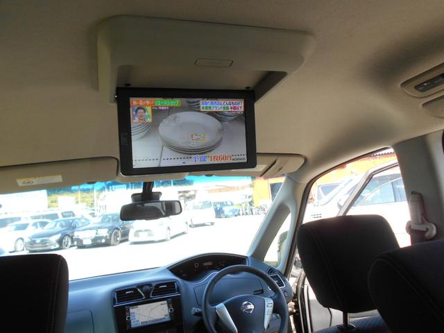 セレナ ハイウェイスターＳ－ＨＶアドバンスドセーフティパック　エマージェンシーブレーキ　レーンキープアシスト　純正ＳＤナビ　フリップダウンモニター　アラウンドビューモニター　両側パワースライドドア　ＥＴＣ　ＬＥＤヘッドライト　純正１６インチアルミ（3枚目）