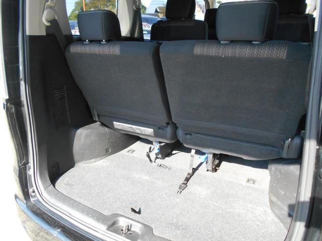 セレナ ハイウェイスターＳ－ＨＶアドバンスドセーフティパック　エマージェンシーブレーキ　レーンキープアシスト　純正ＳＤナビ　フリップダウンモニター　アラウンドビューモニター　両側パワースライドドア　ＥＴＣ　ＬＥＤヘッドライト　純正１６インチアルミ（26枚目）